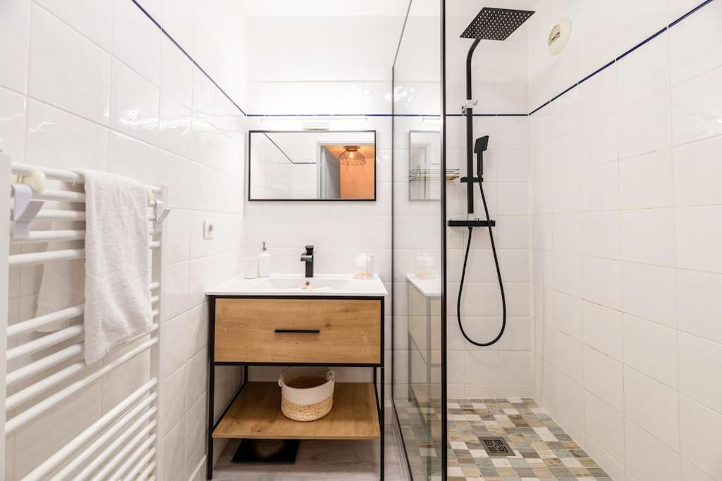 Appartement Cosy Au Centre Ville De Ментона Екстериор снимка